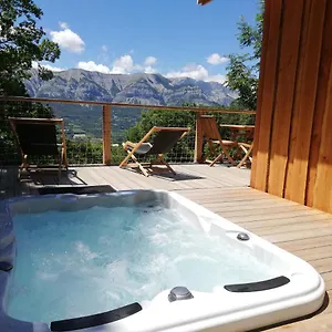 https://ma-cabane-des-hautes-alpes.fr-provencehotel.com