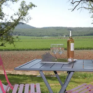 https://le-pod-de-ladret.fr-provencehotel.com
